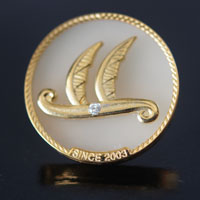 上海海通物流_金鑲玉徽章 玉鑲金徽章 金鑲鉆徽章 制作徽章 獎牌制作 獎章制作 制作紀念幣 定做金幣 徽章制作 員工福利